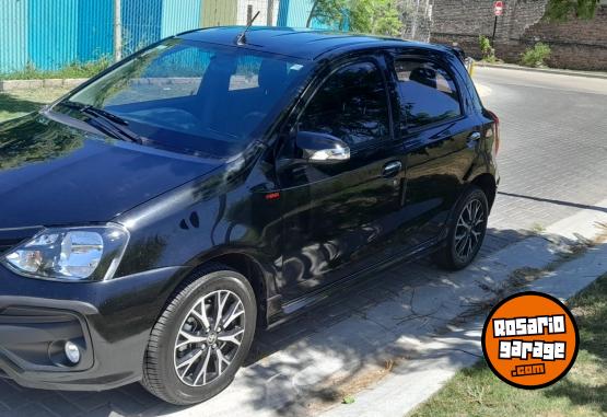 Autos - Toyota Etios xls pack 2022 Nafta 7700Km - En Venta