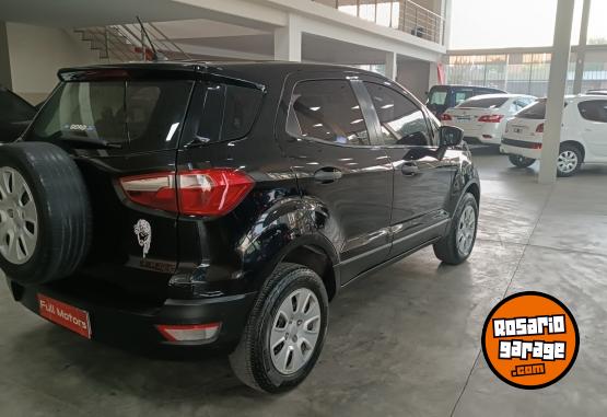 Autos - Ford ECOSPORT 2017 Nafta 93300Km - En Venta