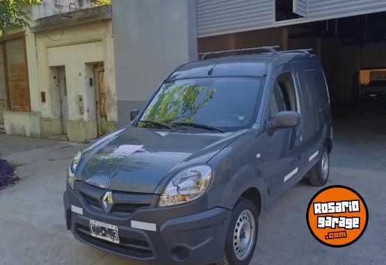 Utilitarios - Renault Kangoo 2015 Diesel 100000Km - En Venta