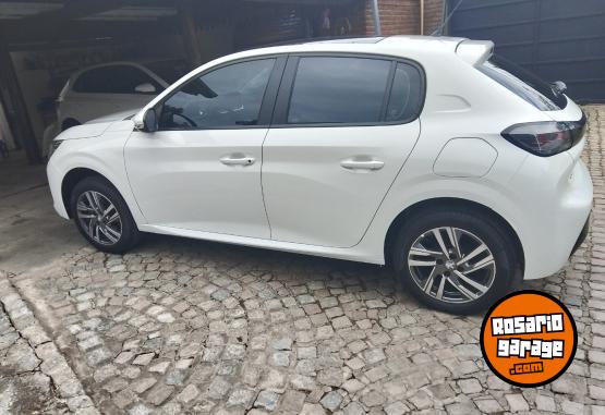 Autos - Peugeot Tiptronic 2022 Nafta 21000Km - En Venta