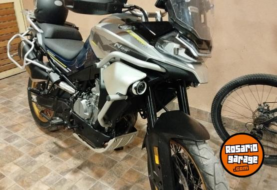 Motos - CF 800 mt 2023 Nafta 7000Km - En Venta