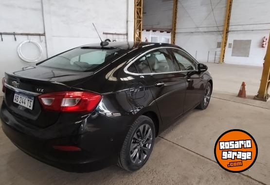 Autos - Chevrolet Cruze ltz plus 2017 Nafta 94000Km - En Venta