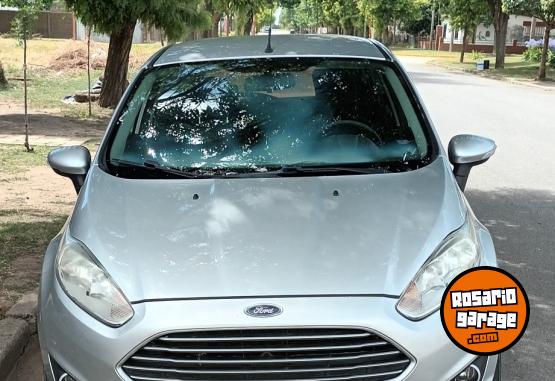 Autos - Ford Fiesta 2015 Nafta 116000Km - En Venta