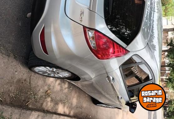 Autos - Ford Fiesta 2015 Nafta 116000Km - En Venta