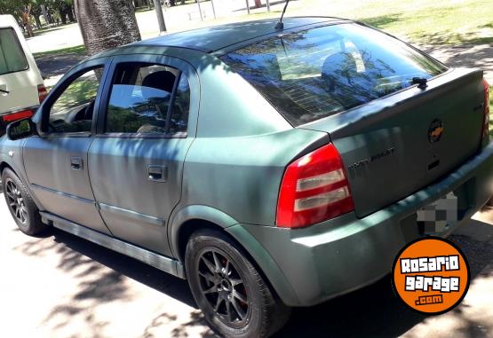 Autos - Chevrolet Astra gls 2004 Nafta 167000Km - En Venta