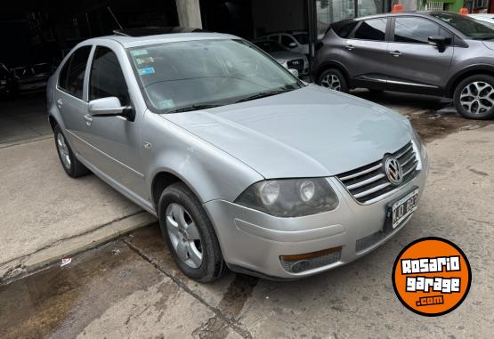 Autos - Volkswagen BORA 2.0 TRENDLINE MPI 2011 Nafta  - En Venta