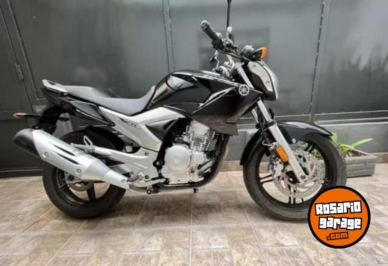 Motos - Yamaha FAZER 250 2012 Nafta 30000Km - En Venta