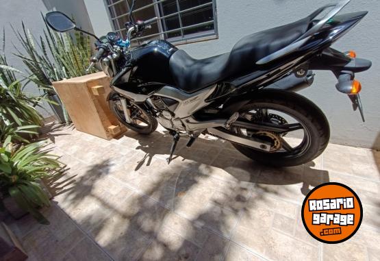 Motos - Yamaha FAZER 250 2012 Nafta 30000Km - En Venta