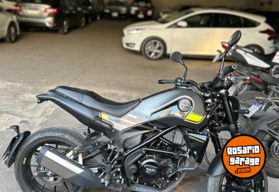 Motos - Benelli Leoncino 250 2023 Nafta 9500Km - En Venta