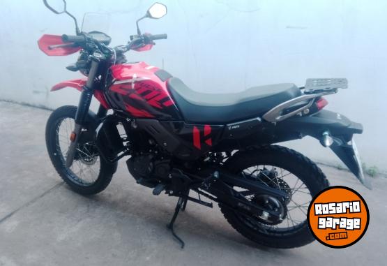 Motos - Hero Pulsar 200 2024 Nafta 4300Km - En Venta