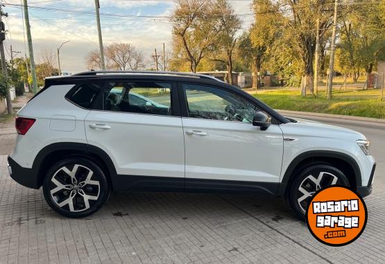 Autos - Volkswagen Taos Highline 2024 Nafta 0Km - En Venta