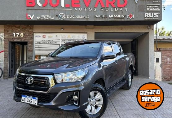 Camionetas - Toyota Hilux srv at 2019 Diesel  - En Venta