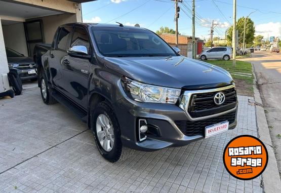 Camionetas - Toyota Hilux srv at 2019 Diesel  - En Venta