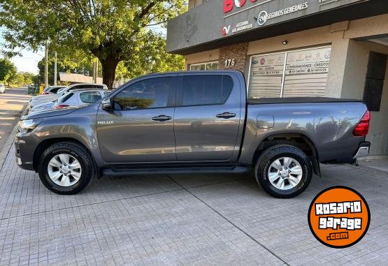 Camionetas - Toyota Hilux srv at 2019 Diesel  - En Venta