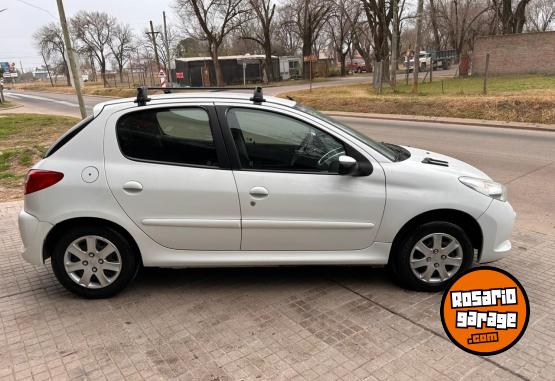 Autos - Peugeot 207 2015 GNC  - En Venta