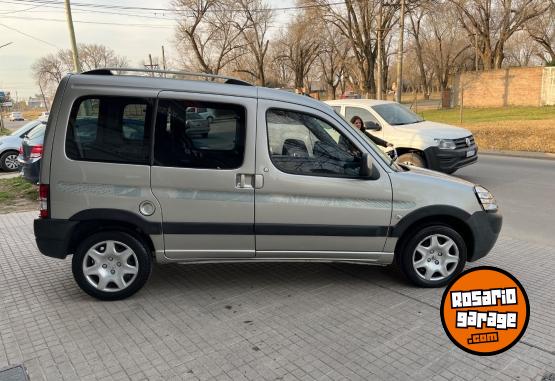 Utilitarios - Peugeot Partner Patagonica 2013 Nafta  - En Venta