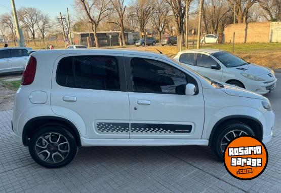 Autos - Fiat Uno sporting 2013 GNC  - En Venta