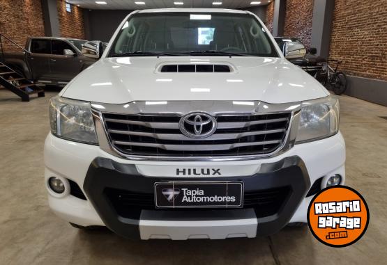 Camionetas - Toyota HILUX DC SRV 3.0L 4X4 MT 2015 Diesel 213000Km - En Venta