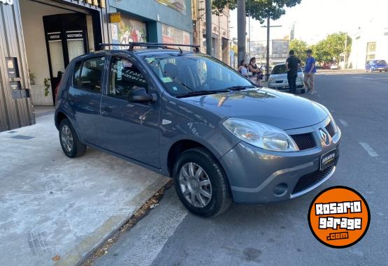 Autos - Renault Sandero 2012 Nafta 124000Km - En Venta