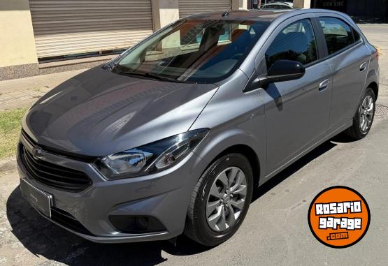 Autos - Chevrolet Onix versin Black 2023 Nafta 17000Km - En Venta