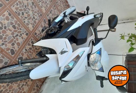 Motos - Honda Wave 110 2023 Nafta 15000Km - En Venta