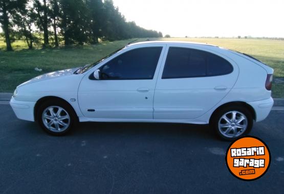 Autos - Renault Megane 2006 GNC 247000Km - En Venta