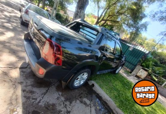 Camionetas - Renault Duster Oroch 2017 Nafta 95000Km - En Venta