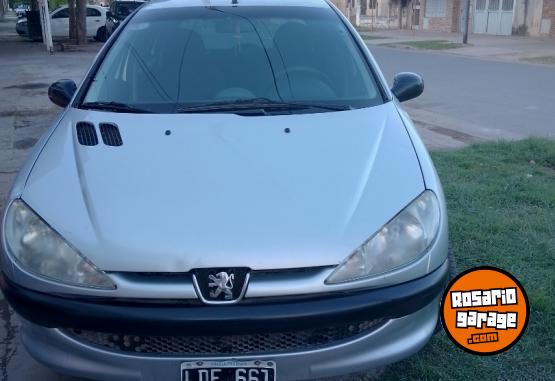 Autos - Peugeot 206 2012 Nafta 220000Km - En Venta