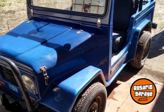 Camionetas - Fiat Jeep 600 1981 Nafta 111111Km - En Venta