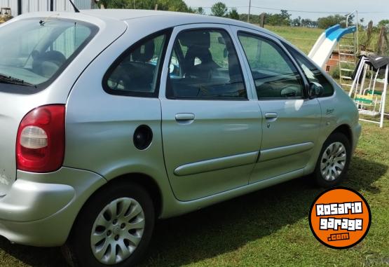 Autos - Citroen Xsara picasso 2004 Nafta 215000Km - En Venta