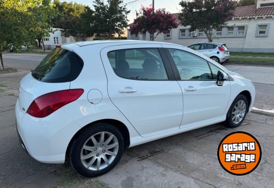 Autos - Peugeot 308 active 2014 Nafta 103000Km - En Venta