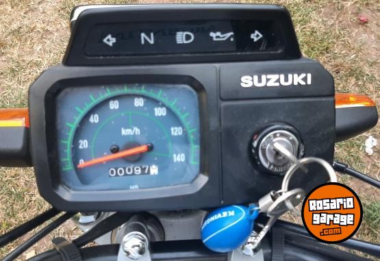 Motos - Suzuki AX 100 2015 Nafta 97Km - En Venta