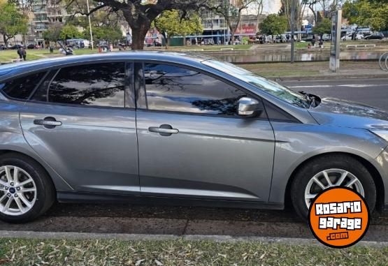 Autos - Ford Focus 2015 Nafta 100000Km - En Venta