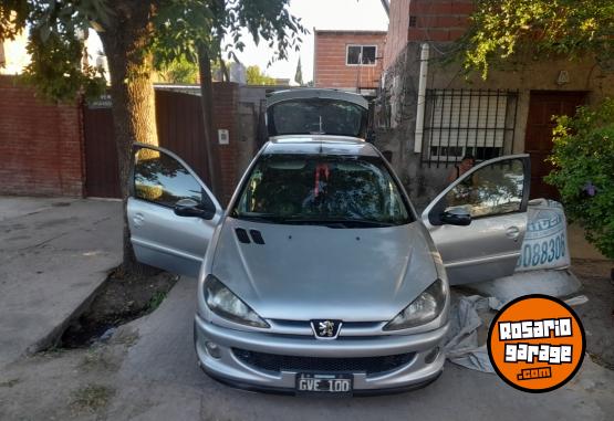 Autos - Peugeot 206 2007 Nafta 259000Km - En Venta