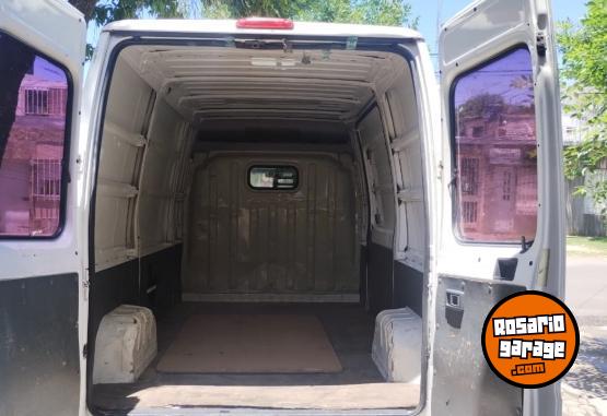 Utilitarios - Peugeot boxer 2011 Diesel 300000Km - En Venta