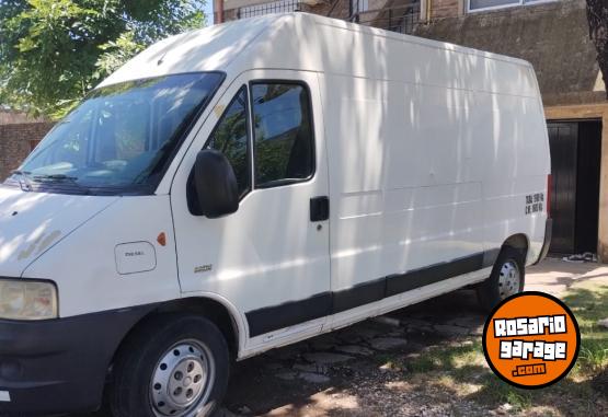 Utilitarios - Peugeot boxer 2011 Diesel 300000Km - En Venta