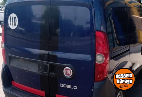 Utilitarios - Fiat DOBLO furgon 2013 Nafta 111111Km - En Venta