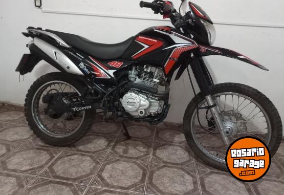 Motos - Corven Triax 250 r3 2018 Nafta 11000Km - En Venta