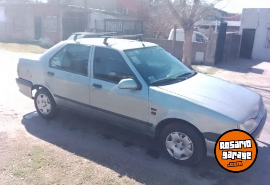 Autos - Renault 19 1993 GNC 111111Km - En Venta