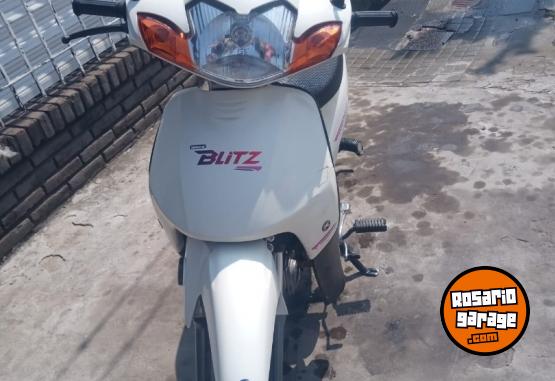 Motos - Motomel Blitz 2024 Nafta 6000Km - En Venta