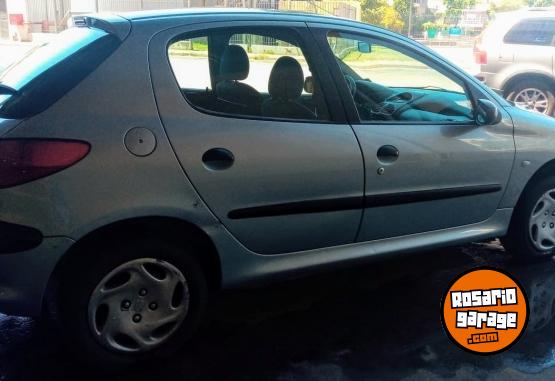 Autos - Peugeot 206 2001 Diesel 240Km - En Venta