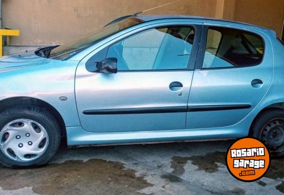 Autos - Peugeot 206 2001 Diesel 240Km - En Venta