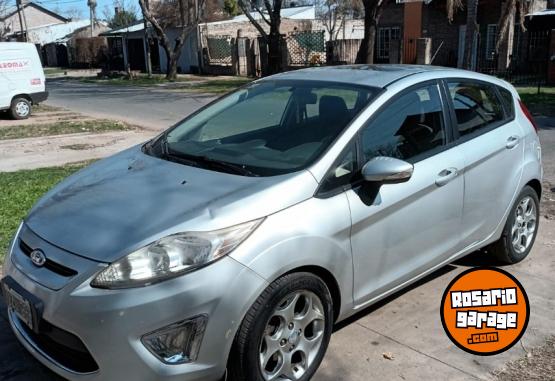 Autos - Ford Fiesta Titanium Full 2011 Nafta 158000Km - En Venta