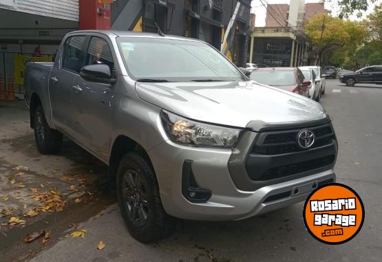 Camionetas - Toyota hilux sr doble cabina 2022 Diesel 1000Km - En Venta