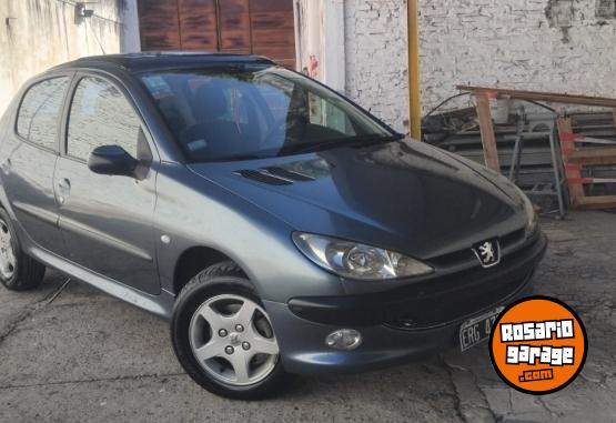 Autos - Peugeot 206 2004 Nafta 156000Km - En Venta