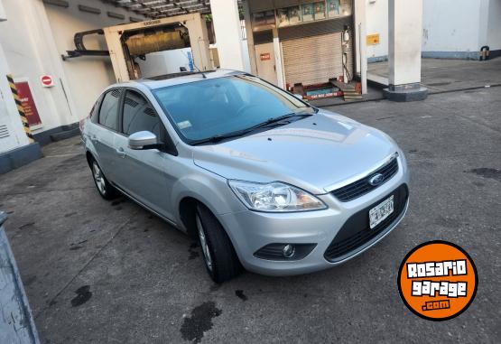 Autos - Ford Focus EXE 2013 Nafta 122000Km - En Venta