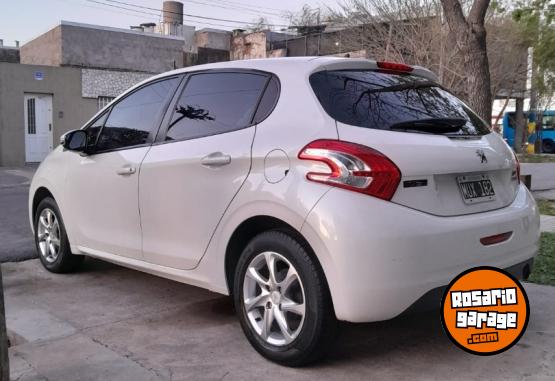 Autos - Peugeot 208 Allure 1.5 2013 Nafta 88000Km - En Venta