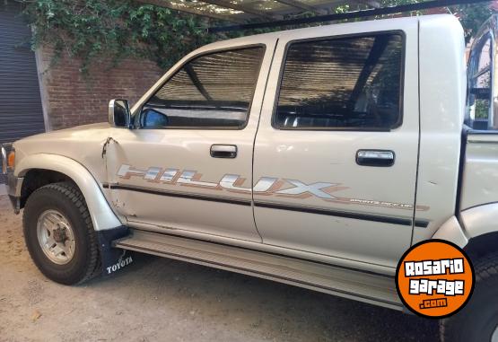 Camionetas - Toyota Hilux 1999 Diesel 443000Km - En Venta