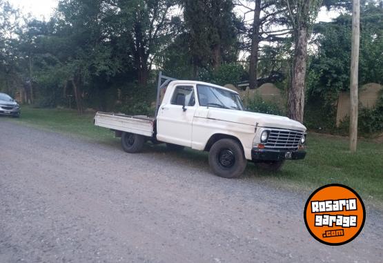 Camionetas - Ford F100 punta diamante 1981 Diesel 111111Km - En Venta