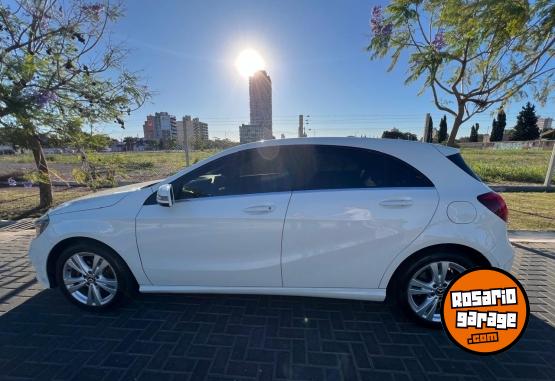 Autos - Mercedes Benz A200 2018 Nafta 70000Km - En Venta